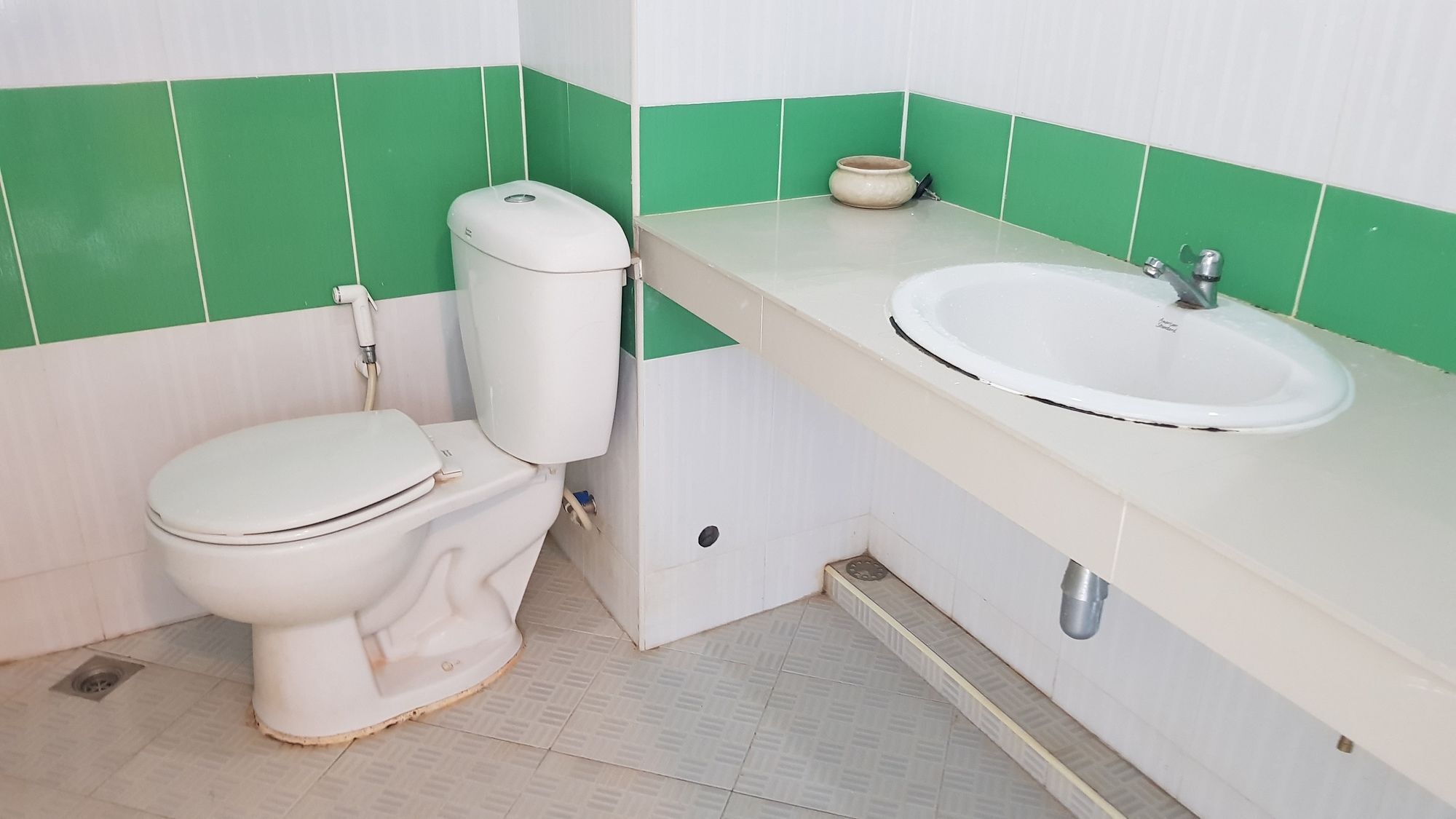 Aparthotel The O2 Udon Thani Zewnętrze zdjęcie
